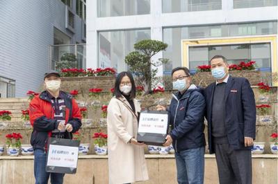 福建拓维律师事务所等多家企业向我院捐赠疫情防控紧缺物资